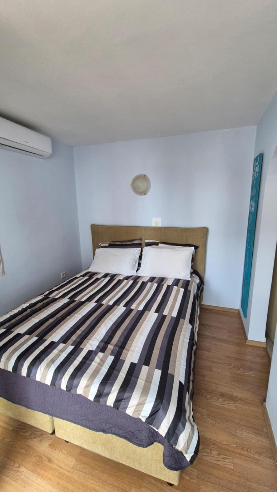 Apartment Bunjo'S Beach House Trogir Luaran gambar