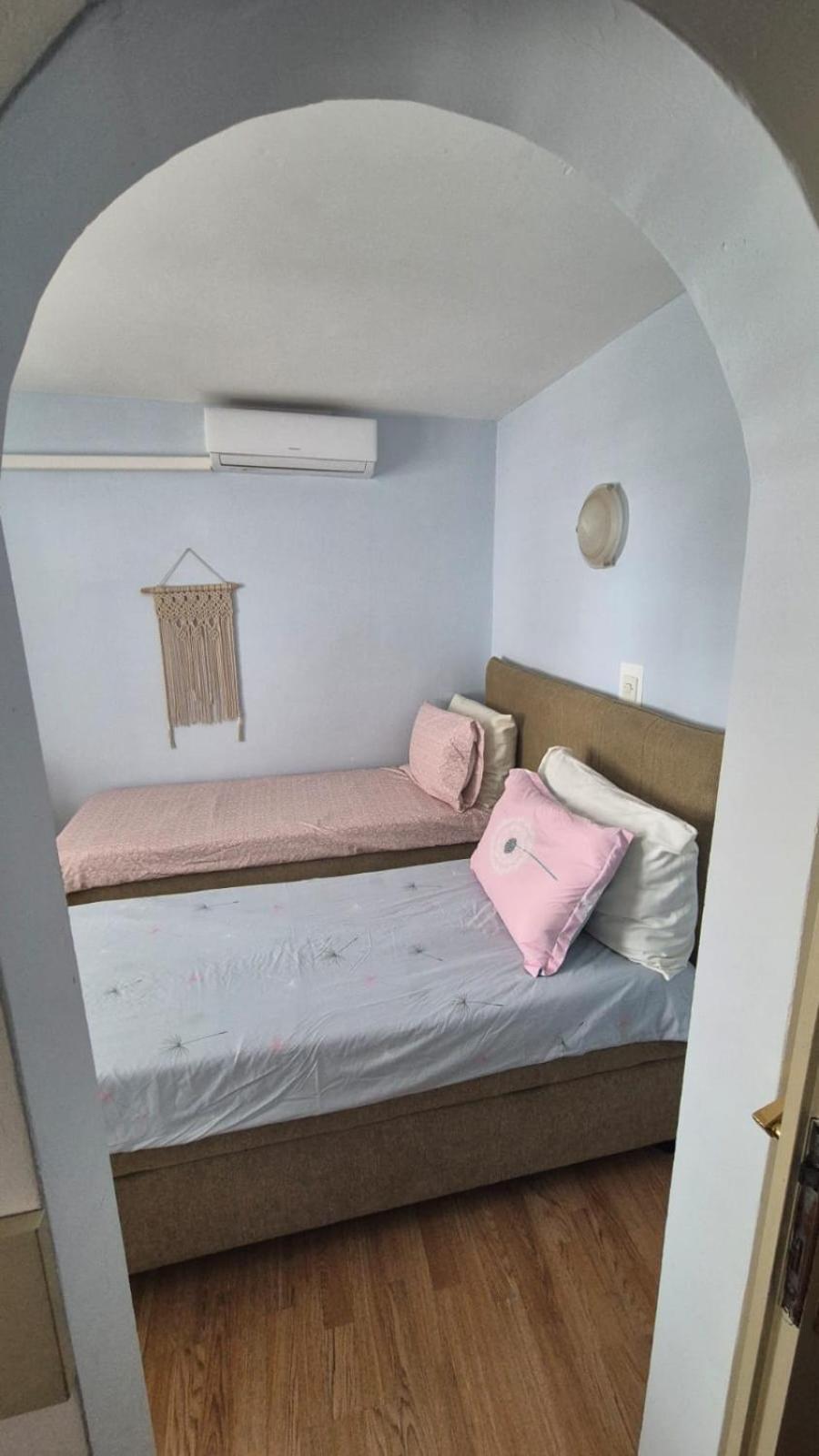 Apartment Bunjo'S Beach House Trogir Luaran gambar