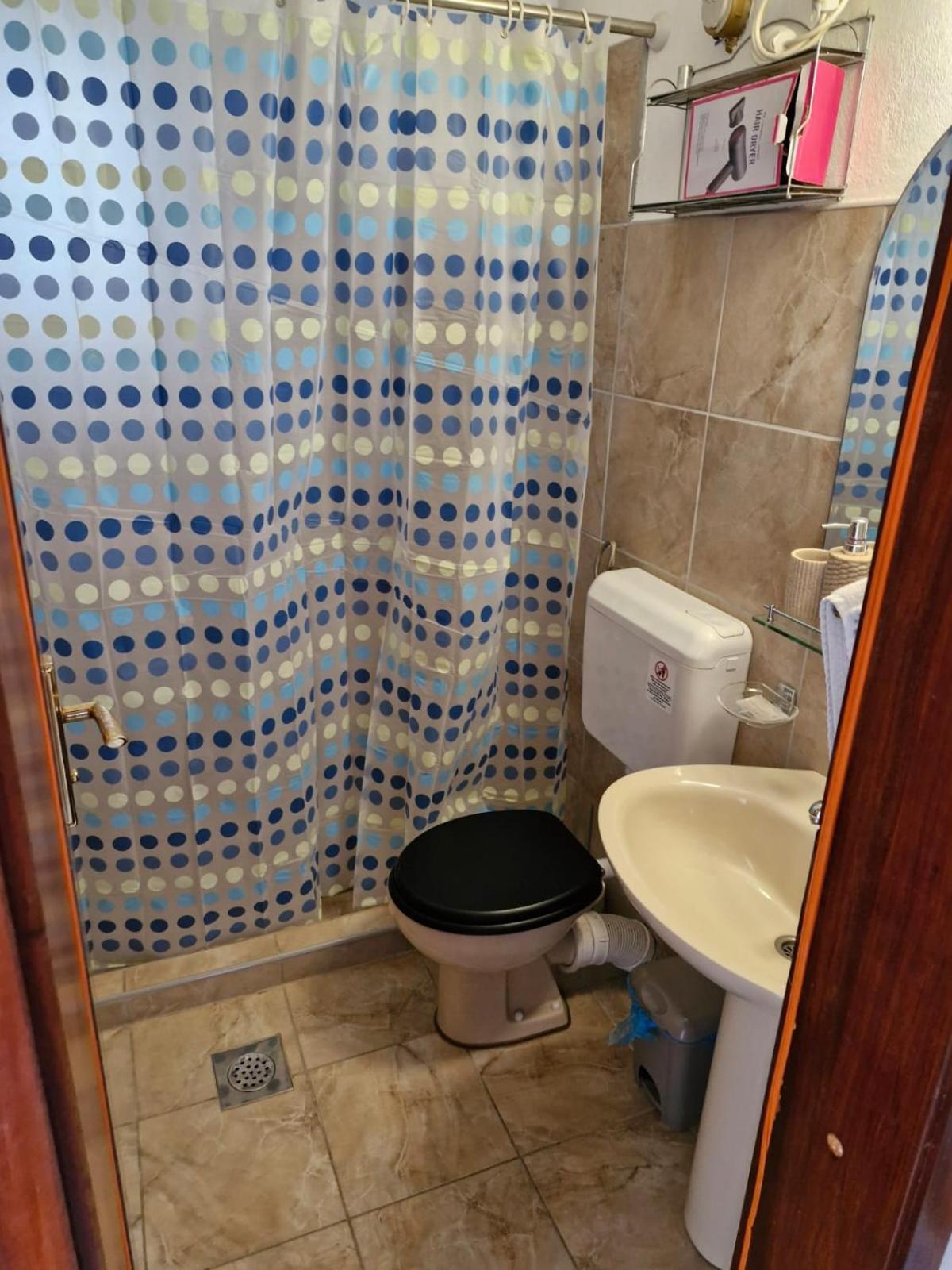 Apartment Bunjo'S Beach House Trogir Luaran gambar